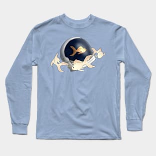 Goldfish in an astronaut's helmet Long Sleeve T-Shirt